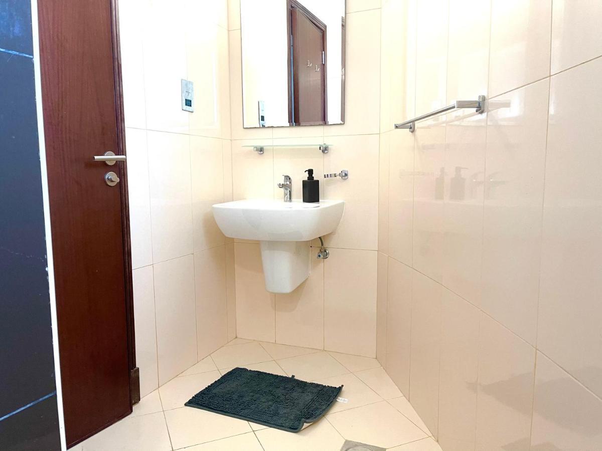 Upgraded 2 Bedrooms To 3 Bedrooms Private Residential In C4 Tower In Hydra Avenue Towers In Al Reem Island - 1307 Appartement *
